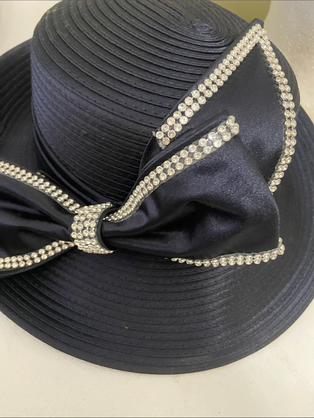 Beautiful Dress Hat / Church Hat by Verucci